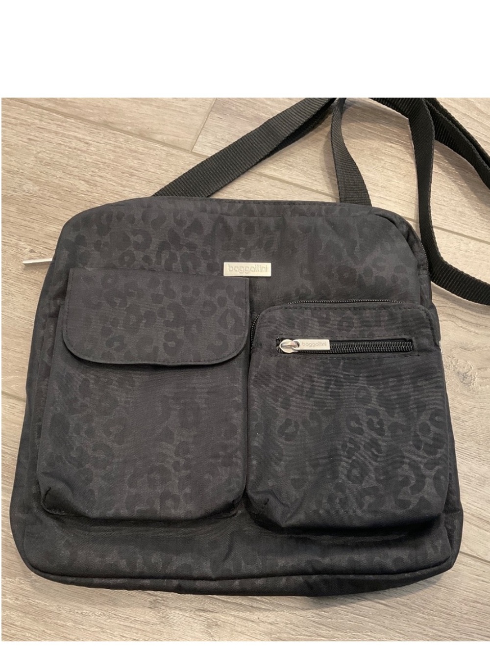 Baggallni Crossbody Black Animal Print Lightweight